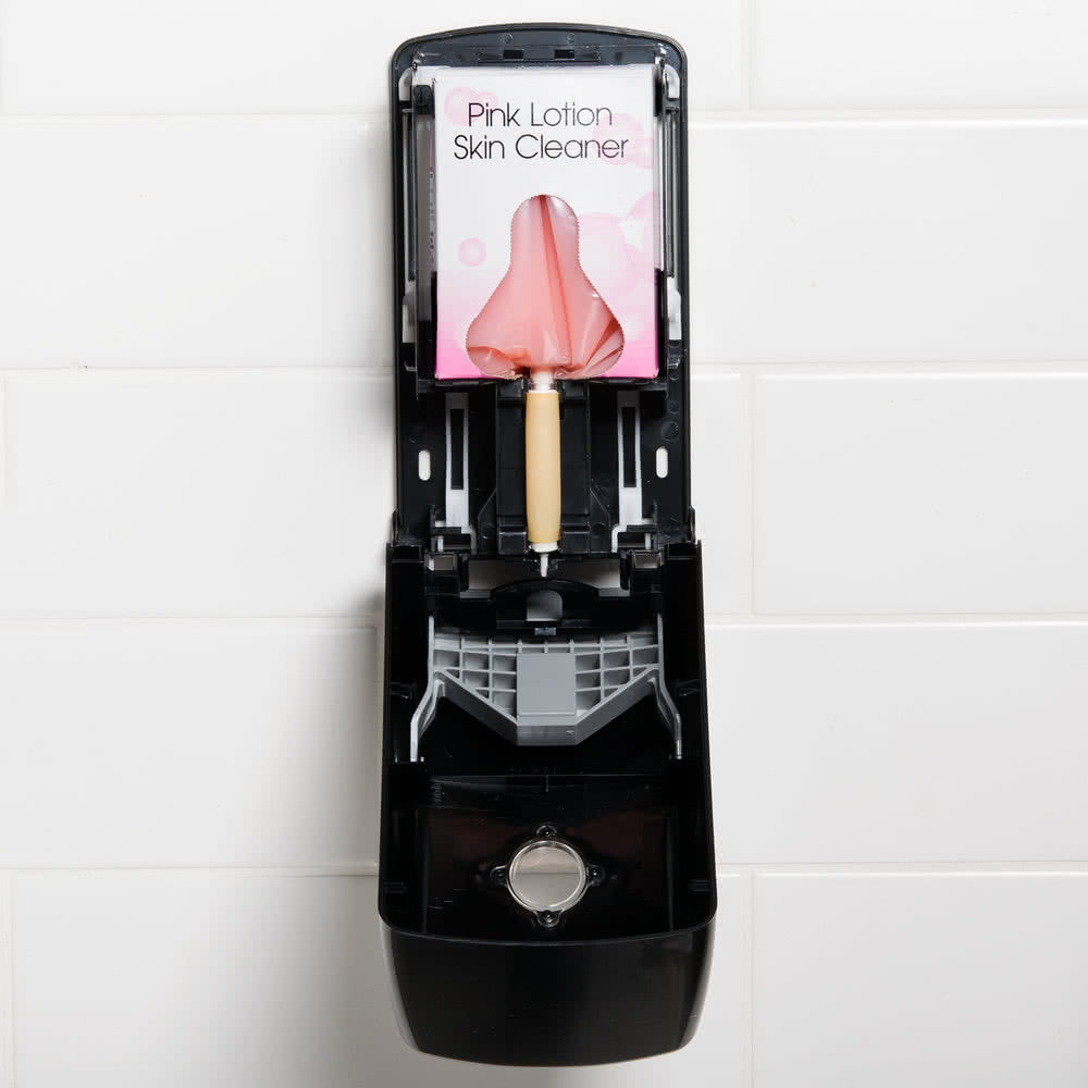 Advantage® A7898 - 800 ML Bag-In-Box Push Dispenser – Black