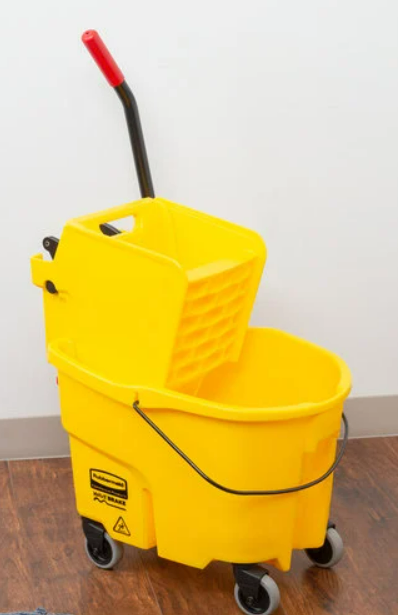 RUBBERMAID -26 Qt. Yellow Mop Bucket with Side Press Wringer – J&K  Janitorial and Cleaning Supplies